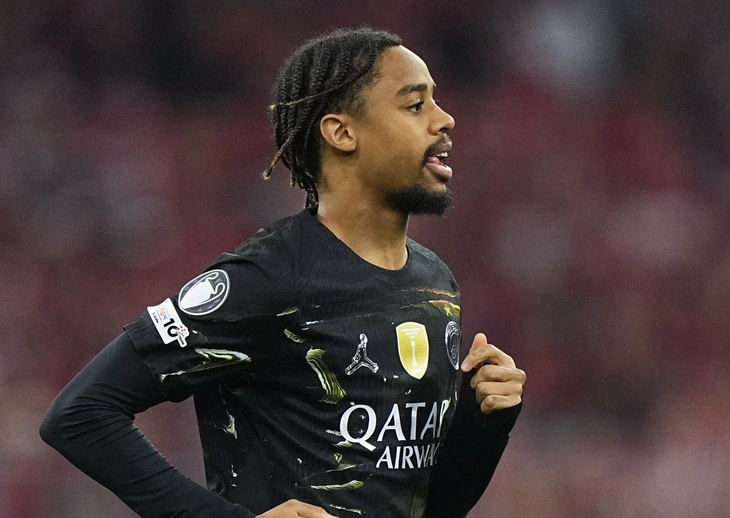 Mercato  PSG : Bradley Barcola à Liverpool, ça brule ? Fabrizio Romano actualise ses infos
