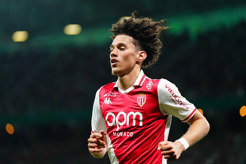 Mercato  PSG : Cet ancien joueur qui pousse pour la venue de Maghnes Akliouche