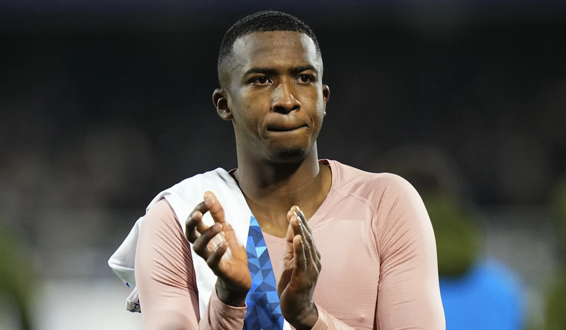 PSG : Elu homme du match, Wilian Pacho réagit après la qualification pour la finale