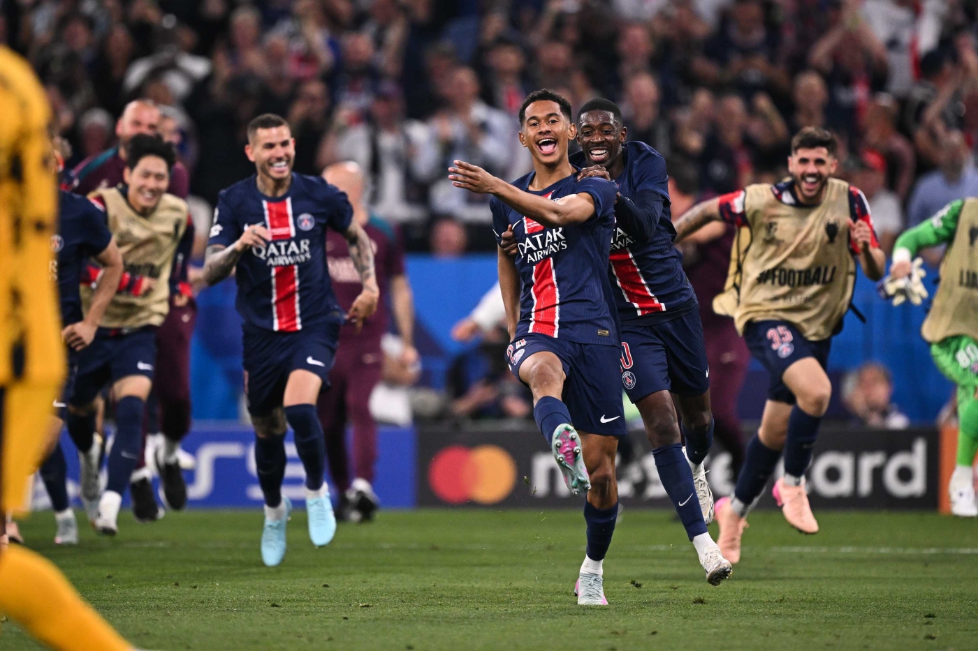 Inter Milan PSG : La joie immense de Senny Mayulu