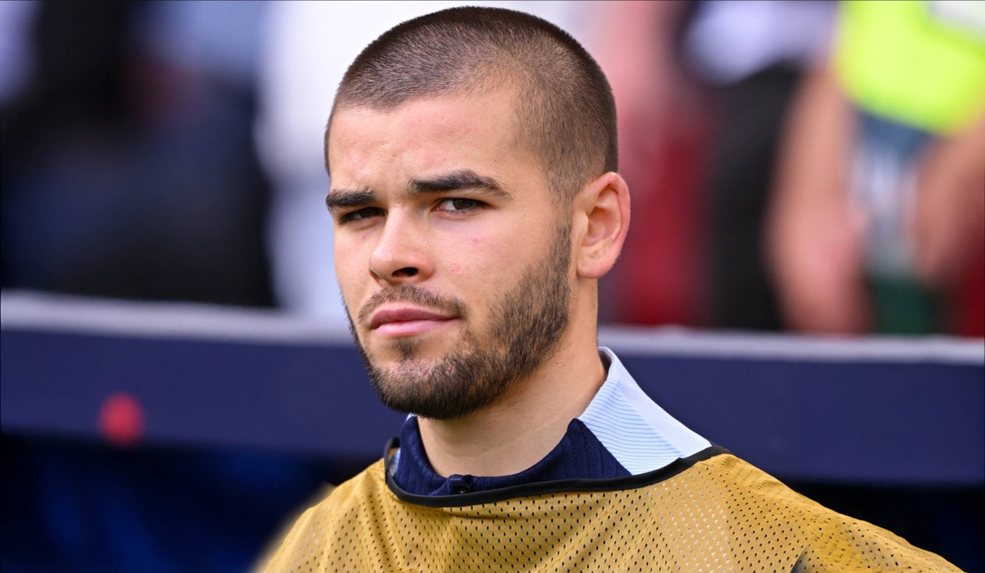 Mercato  PSG : Le club passe aux choses sérieuses avec Lucas Chevalier