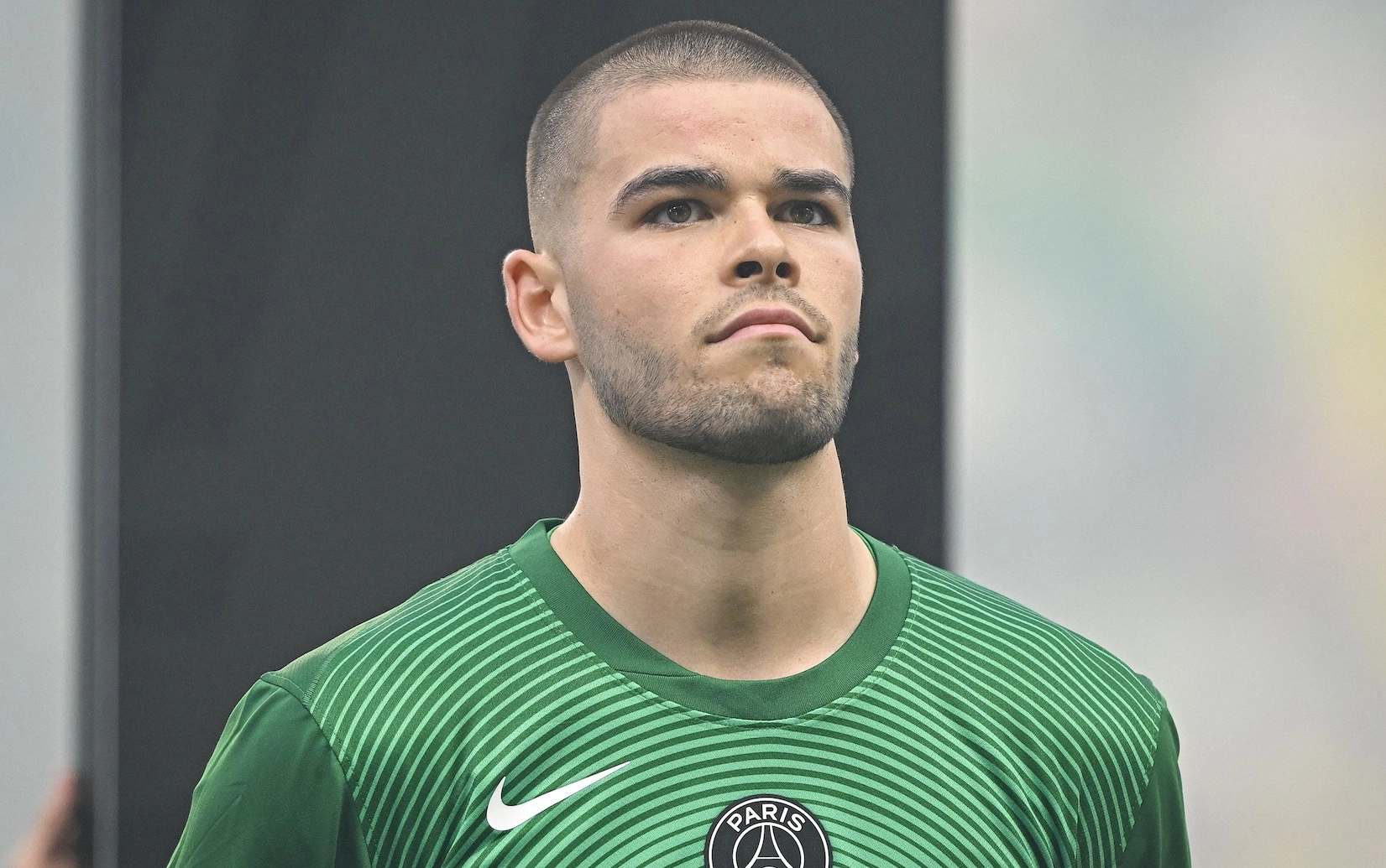 PSG : L'étonnant constat de Lucas Chevalier sur sa situation