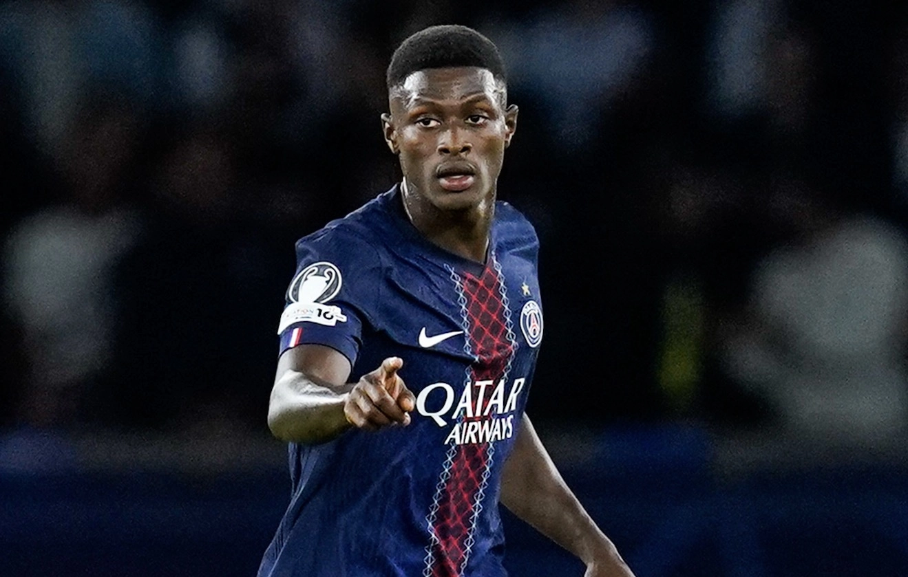 OM PSG : Nuno Mendes, une prestation aux deux visages évaluée par Pierre Ménès