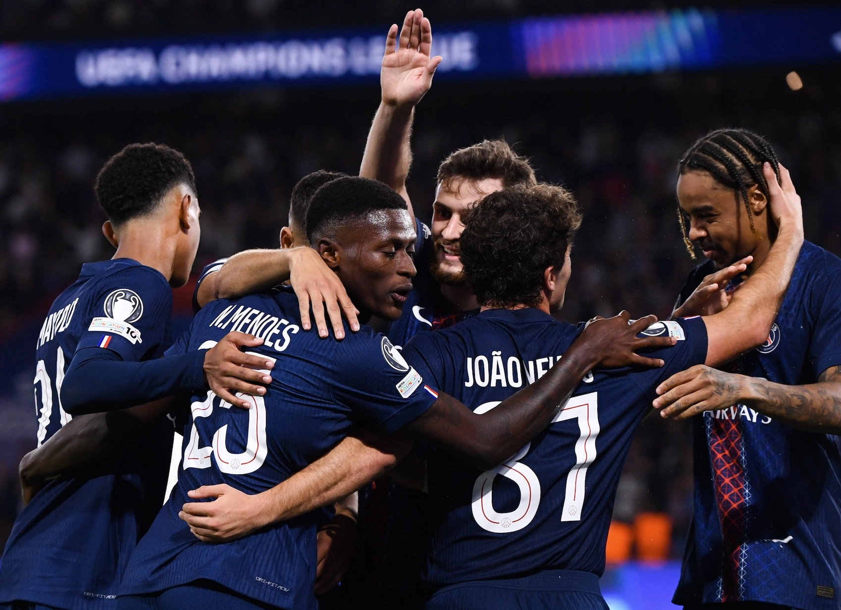 PSG Lens : 