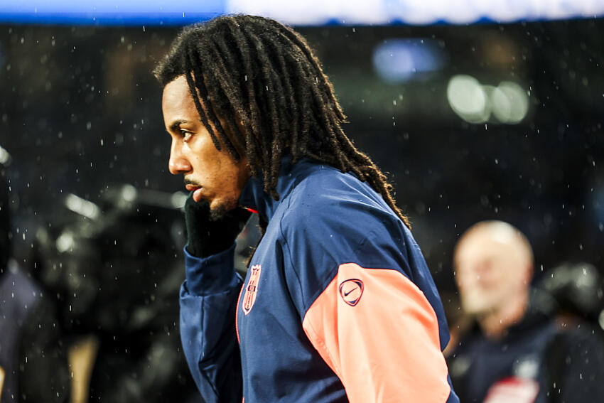 Mercato  PSG : Paris en lutte avec une grosse écurie pour Jules Koundé ?