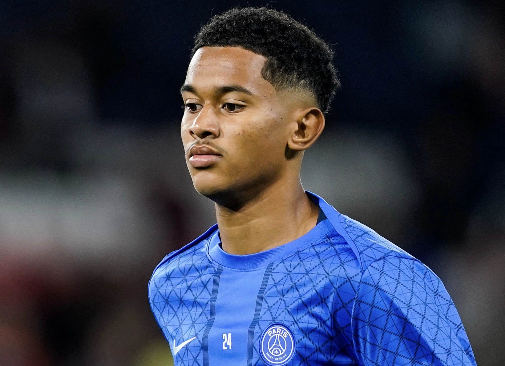 Bayer Leverkusen PSG : Toute la progression de Senny Mayulu soulignée par Pierre Ménès