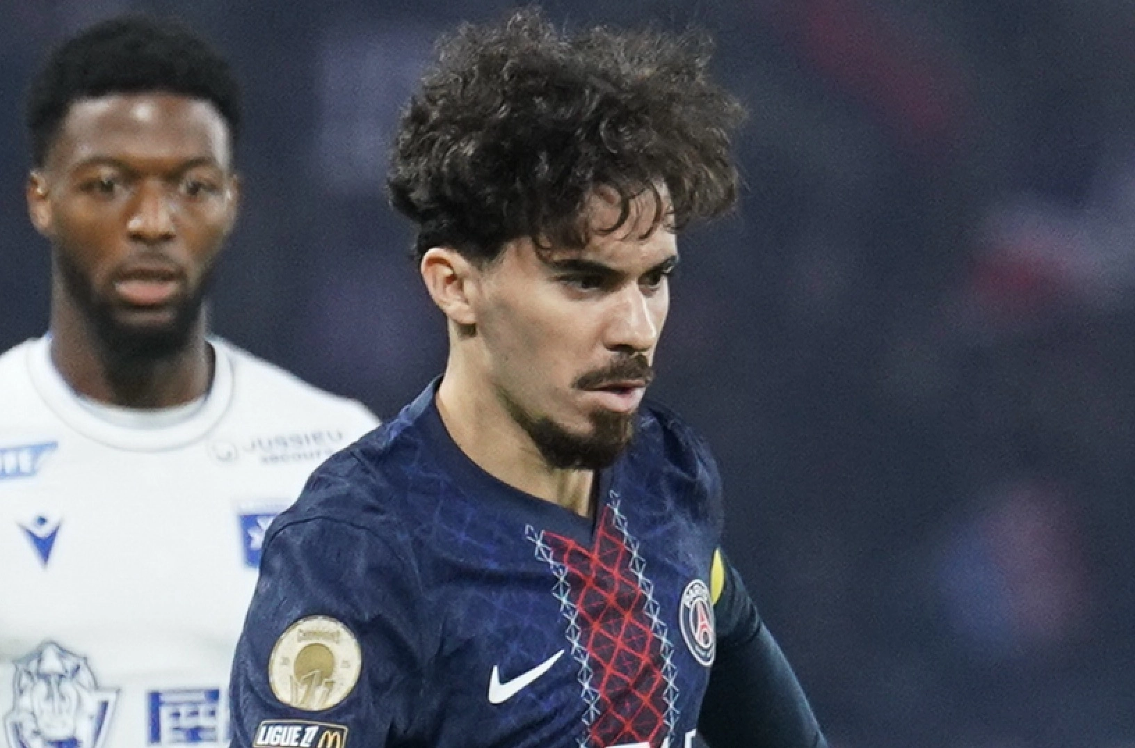 OM PSG : Vitinha encense l'attitude du groupe et met fin aux critiques