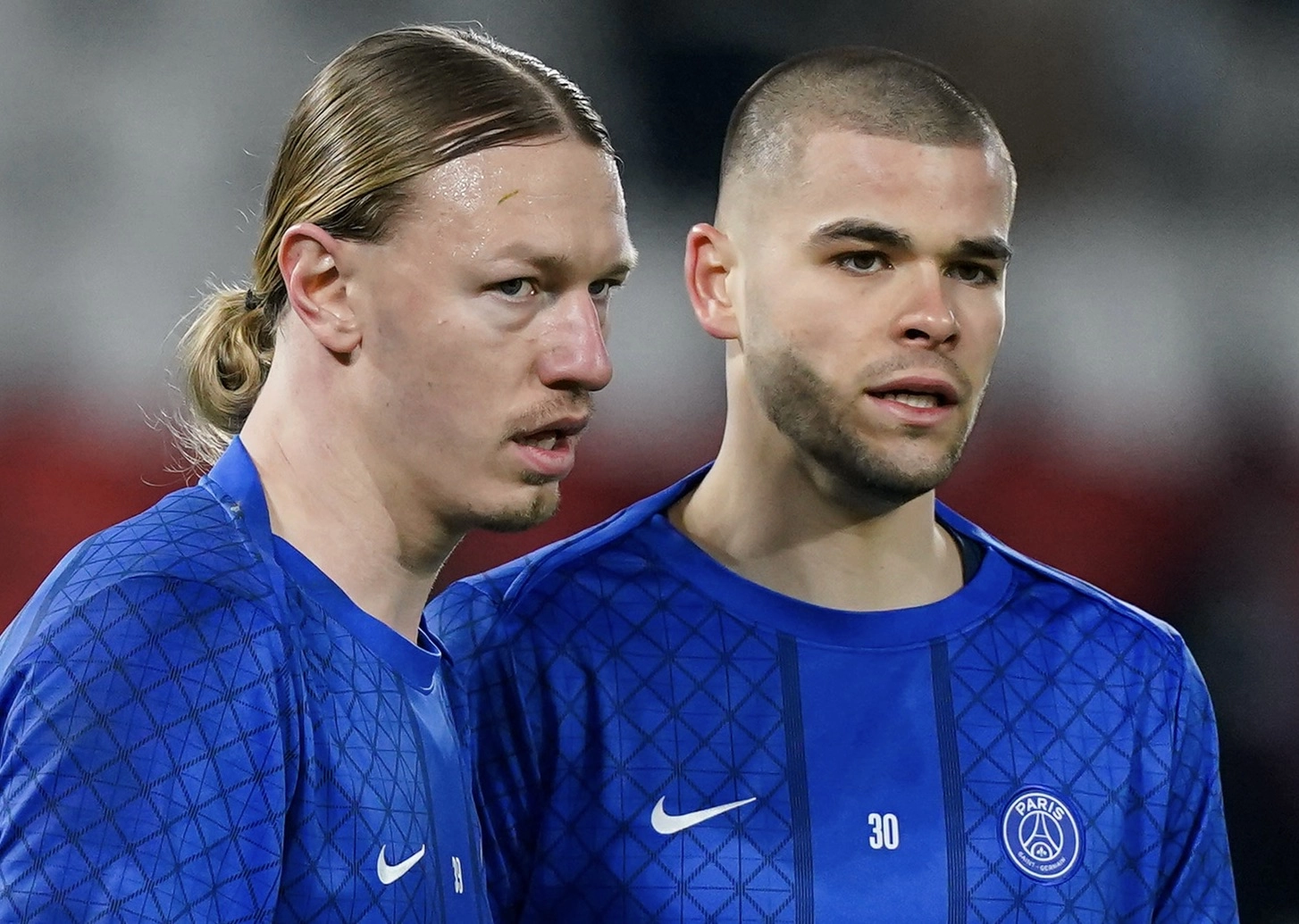Mercato  PSG : Zion Suzuki ne signe pas, voici la décision des dirigeants parisiens pour Lucas Chevalier et Matvey Safonov