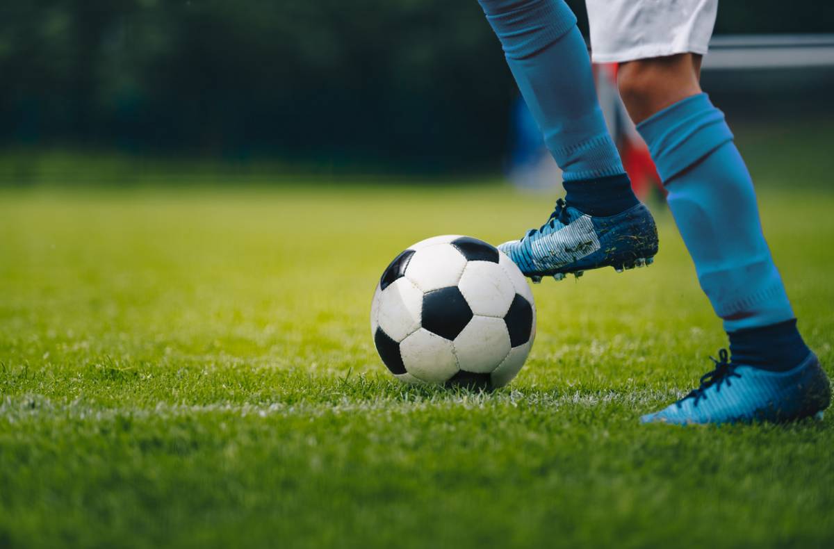 Du confort au toucher de balle : bien choisir ses chaussures de foot